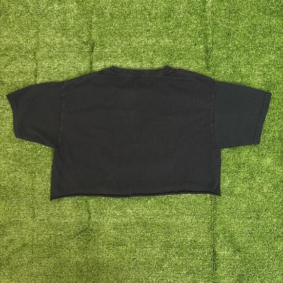 Black Cropped North Texas Graphic Crop Top Tee - Picture 2 of 4